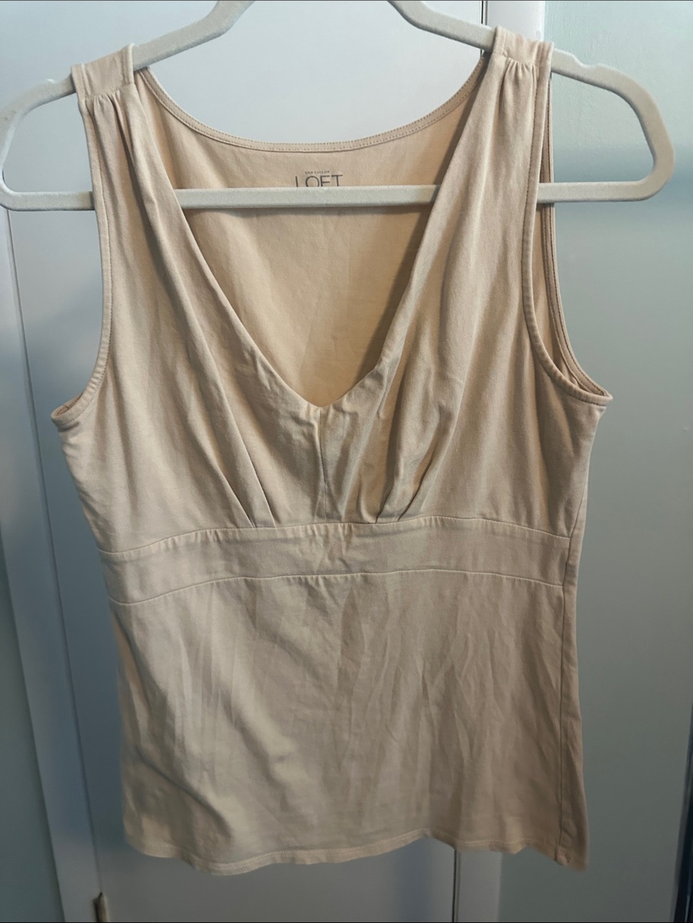 LOFT Cream Sleeveless V-Neck Tank Top